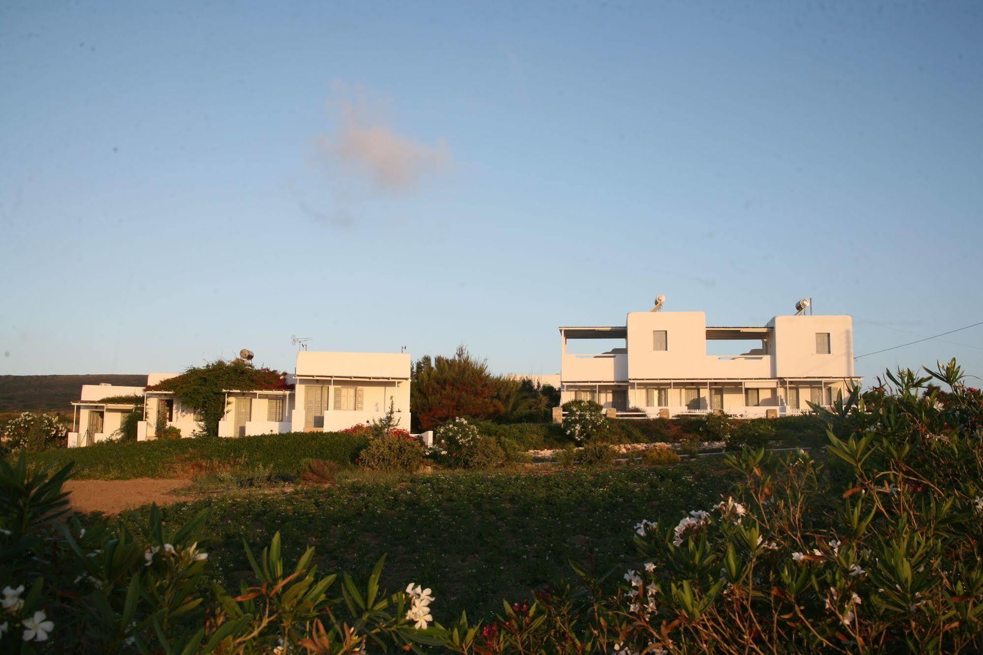Pente Elies Milos Pollonia Exterior photo